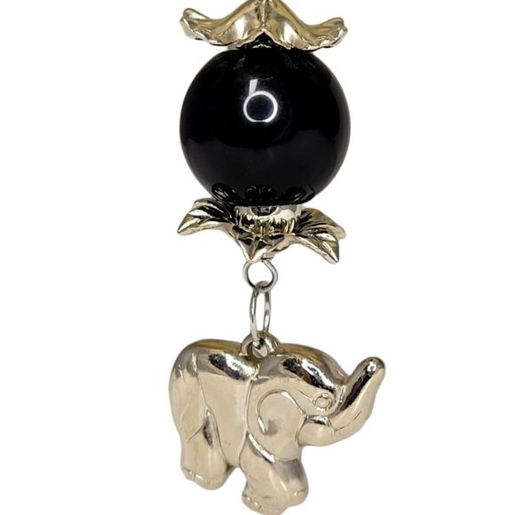 Elephant Necklace - Picture 3 of 7